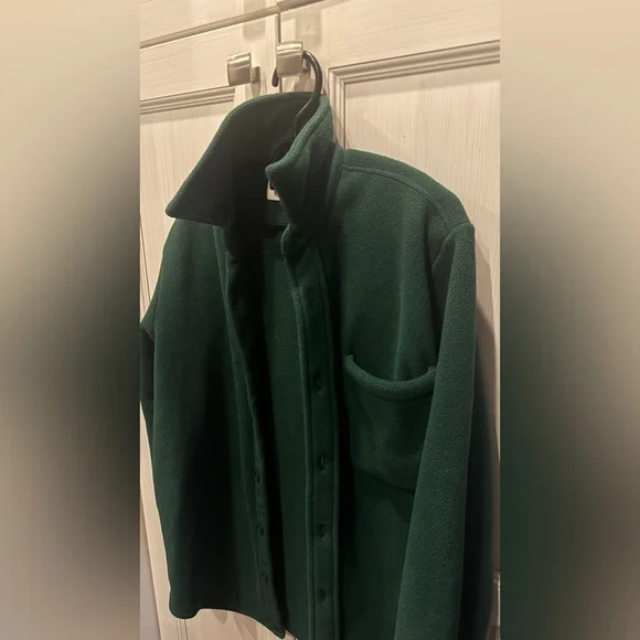 Aritzia Green Button-Up Polar Fleece Jacket - Picture 6 of 6